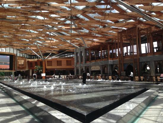 Centro Commerciale BurJuman